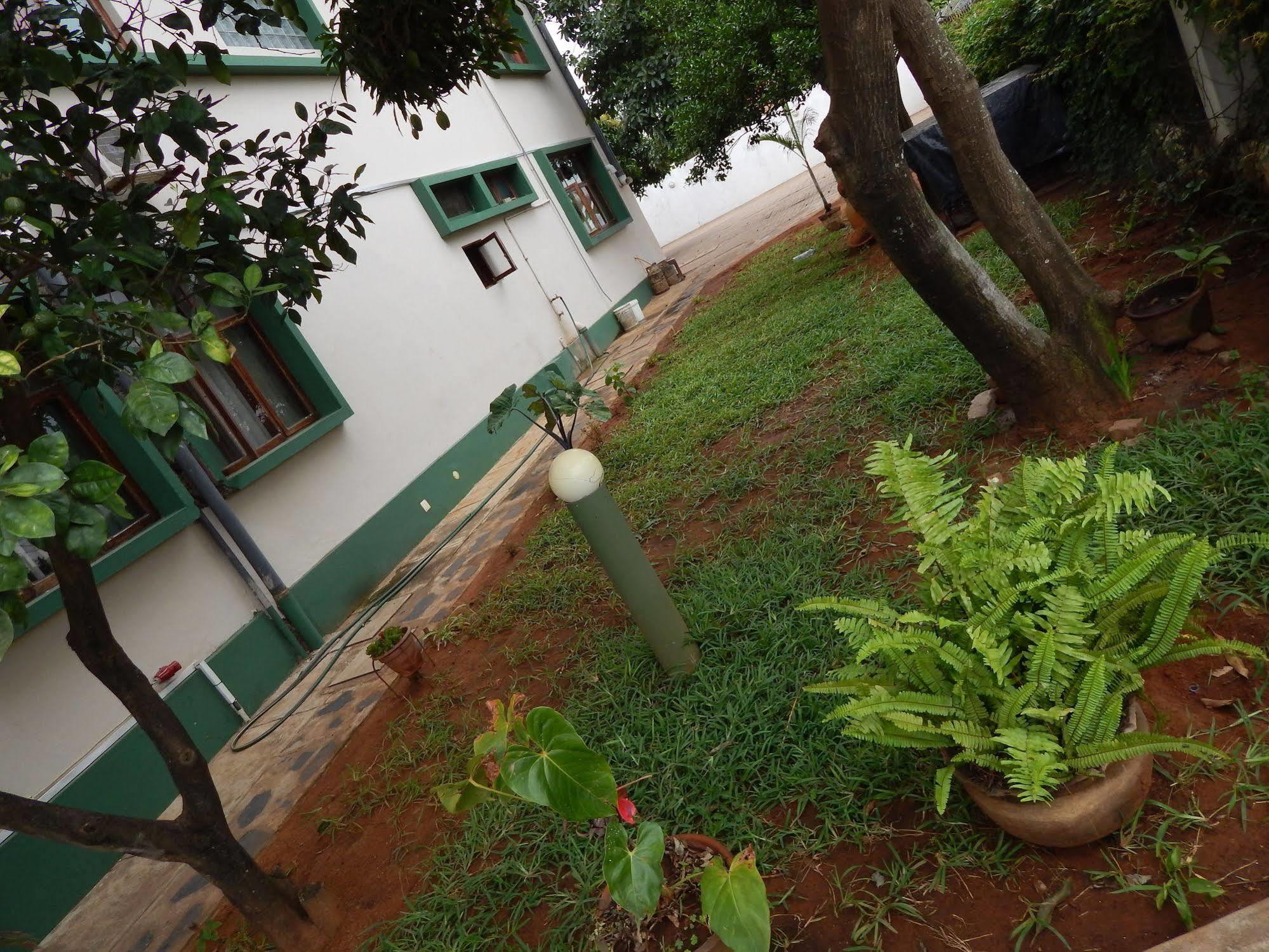 Marumadi Planeta Mocambique S. Vincente de Paulo Bagian luar foto